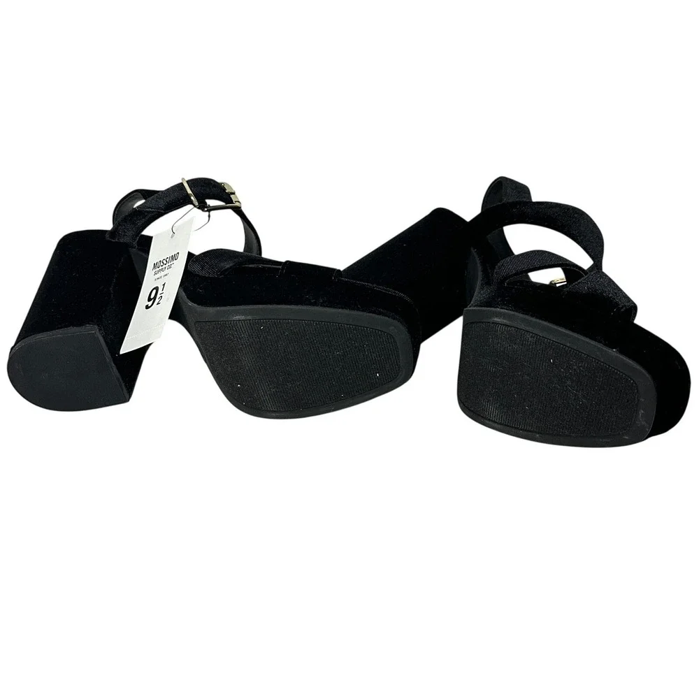 Mossimo Alexandra Black Velvet Platform Block Heel Sandals Womens 9.5 NWT
